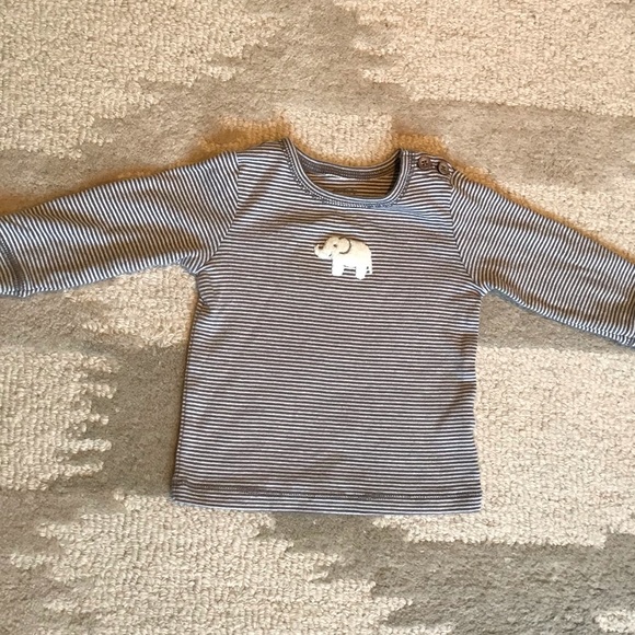 Carter’s 6M Set Long Johns and Top Knot Hat - Picture 3 of 8